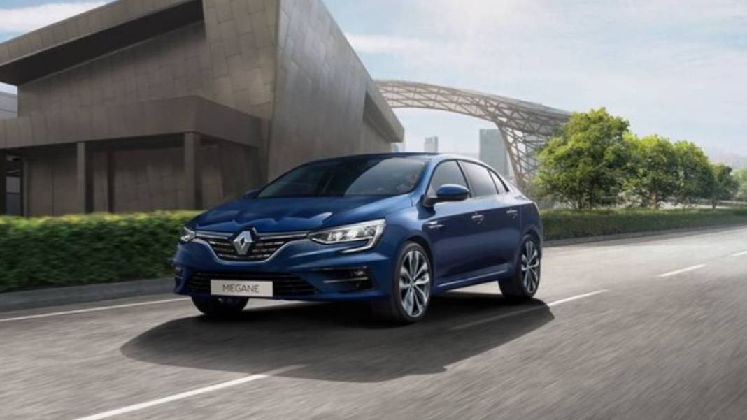 Renault Megane parası olmayana bile otomobil aldıracak! İşte Eylül ayına  özel kampanyalı fiyatlar 2